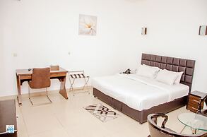 HOTEL EVEREST RDC