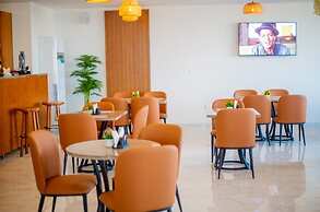 HOTEL EVEREST RDC