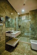 HOTEL EVEREST RDC