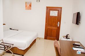 HOTEL EVEREST RDC