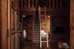 Wood Hills Hotel & Resort