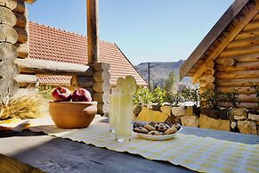 Wood Hills Hotel & Resort