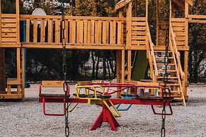 Wood Hills Hotel & Resort