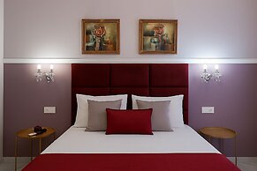 BLACK ONYX COMFORT SUITES