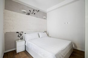 XVI Charm Apartment by Wonderful Italy