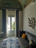 1940 Luxury Accommodations - Diamante Boutique Apartment