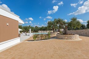 Villa Irma With Private Pool by Wonderful Italy