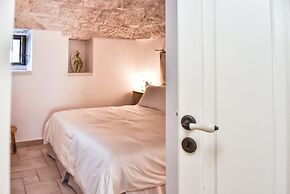 Borgo S Clara - Esterina by Wonderful Italy