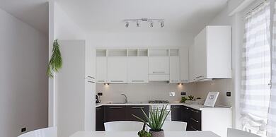 Shelley Apartments - Waves by Wonderful Italy