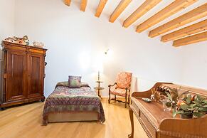 Charming Apartment by Wonderful Italy