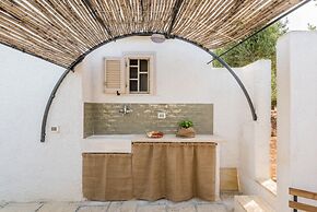 Villa d Itria Trullo Pool by Wonderful Italy