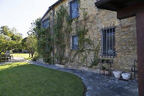 Villa San Massimo With Pool by Wonderful Italy