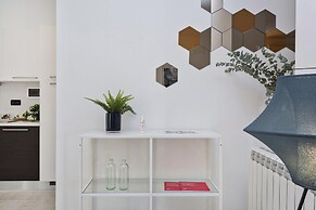 Shelley Apartments - Sky by Wonderful Italy
