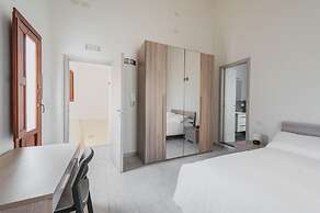 Modern Duplex by Wonderful Italy