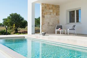 Charming Villa With Pool by Wonderful Italy