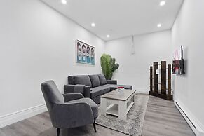 Stonewall Suites