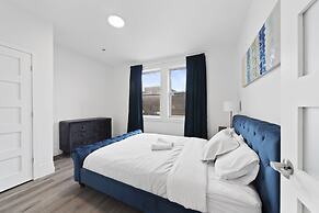 Stonewall Suites
