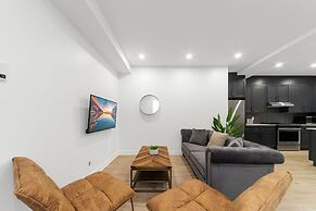 Stonewall Suites