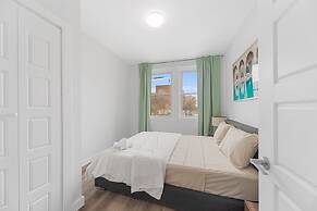 Stonewall Suites