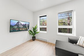 Stonewall Suites