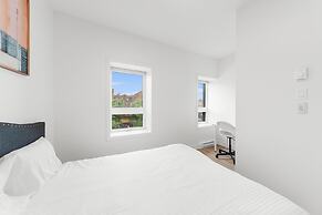 Stonewall Suites