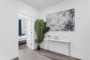 Stonewall Suites