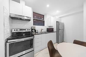 Stonewall Suites