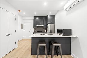 Stonewall Suites