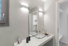 Alexander Suites