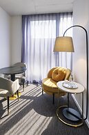 Oaks Melbourne St Kilda Road Hotel