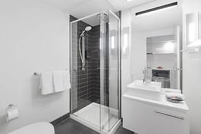 Oaks Melbourne St Kilda Road Hotel