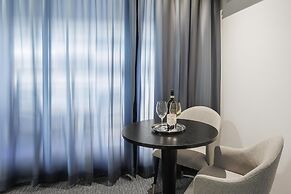 Oaks Melbourne St Kilda Road Hotel