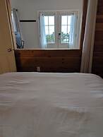 Gordie's Inn & Suites