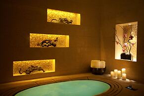 The Londoner Hotel