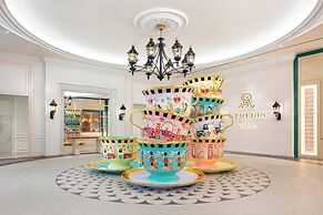 The Londoner Hotel