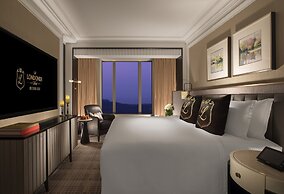 The Londoner Hotel