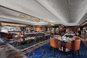 The Londoner Hotel