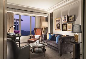 The Londoner Hotel
