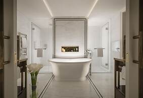 The Londoner Hotel