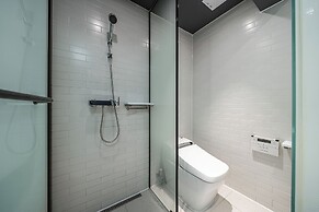 Shinchon Wol Hotel