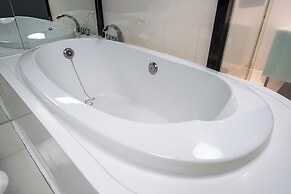 Shinchon Wol Hotel