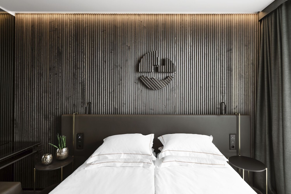 MANA Sleep & SPA