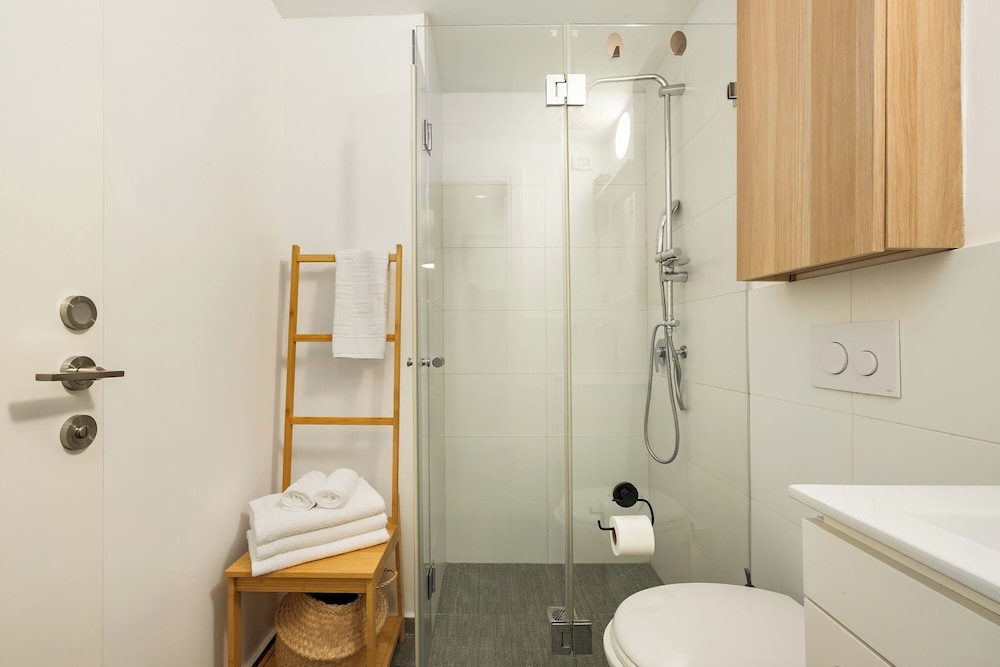 Ecletic by TLV2RENT