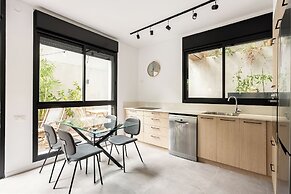 Ecletic by TLV2RENT
