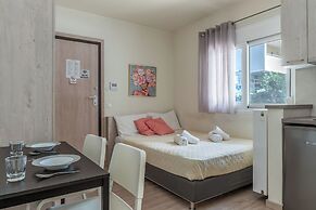 Elvita Apartments 3