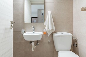 Elvita Apartments 3