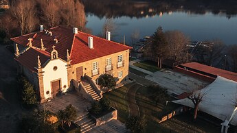 Casa da Ribeira