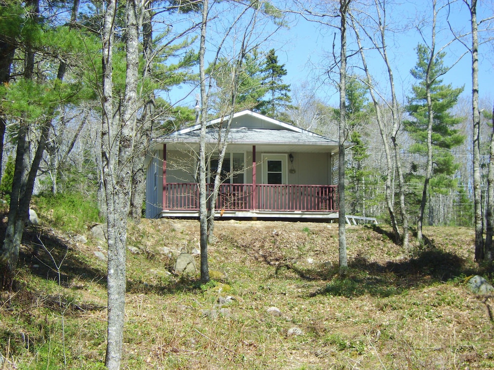 Roseway River Cottages