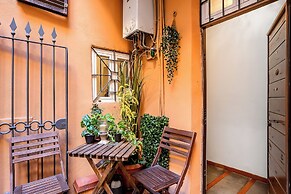 Trevi Fountain Luxury Guesthouse