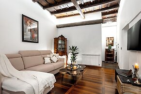 Trevi Fountain Luxury Guesthouse